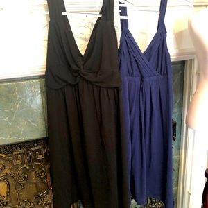 Set of 2 Sleeveless Maternity Dresses Medium